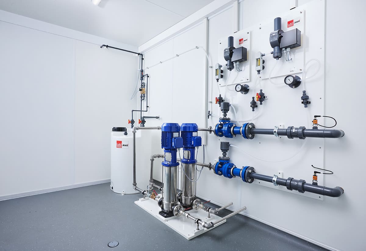 Attacks on critical infrastructure: technology for decentralized water supply in Ukraine